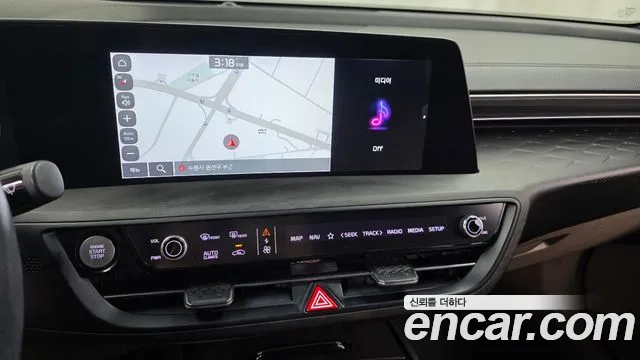 Kia K8 Hybrid — Фото автомобиля 19