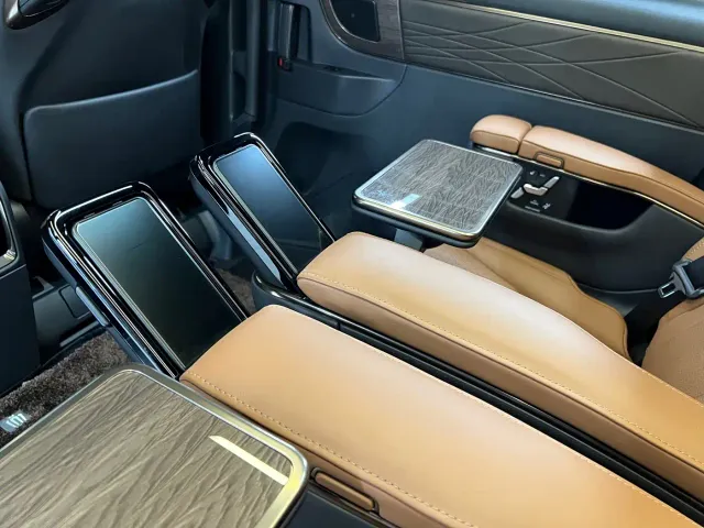 Toyota Vellfire — Фото автомобиля 11