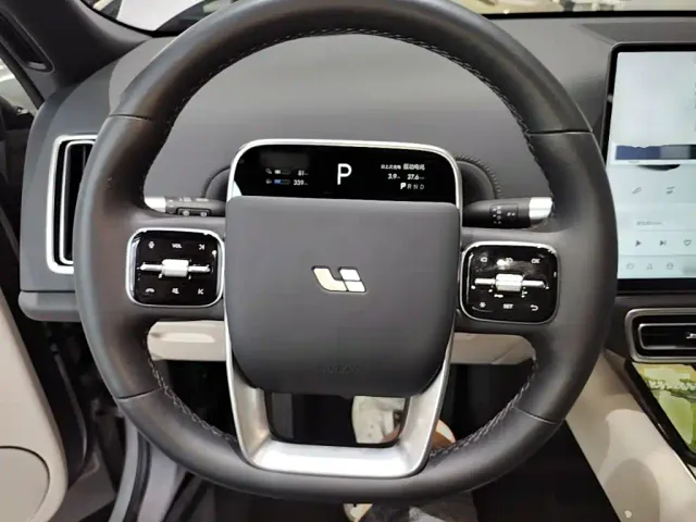 Li Auto Li Xiang L9 2025 Ultra Smart Renewal Edition — Фото автомобиля 10