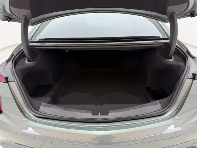Cadillac CT5 — Фото автомобиля 29