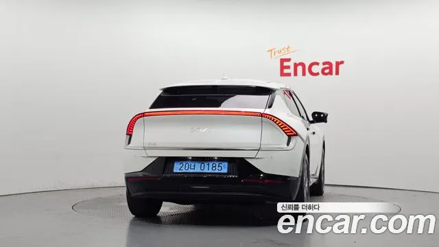 Kia EV6 — Фото автомобиля 4