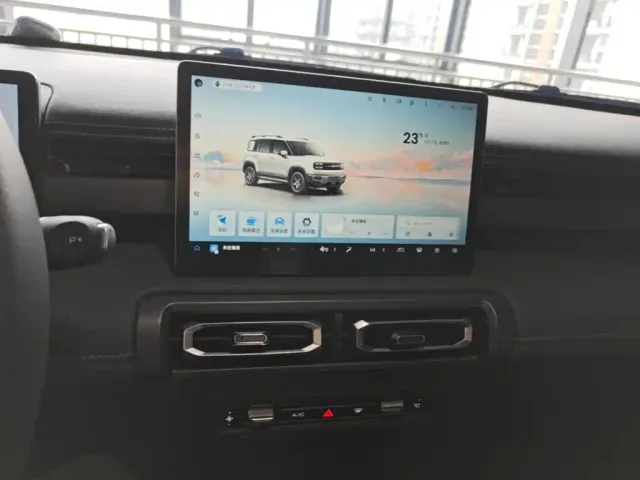 Baojun Yep Plus — Фото автомобиля 12