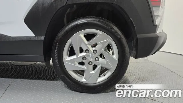 Hyundai Kona — Фото автомобиля 6