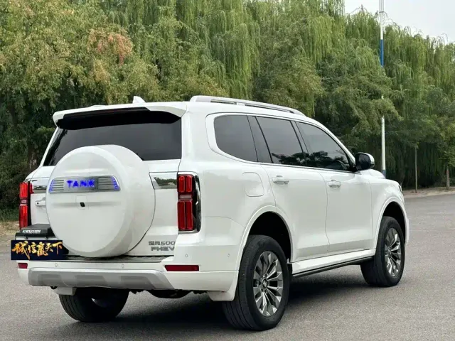 Tank 500 EV — Фото автомобиля 7