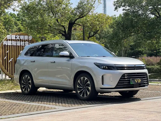 Aito M7 — Фото автомобиля 7