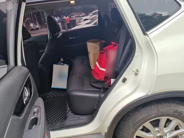 Nissan X-Trail — Фото автомобиля 18