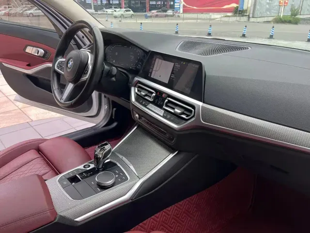 BMW 3 Series — Фото автомобиля 8