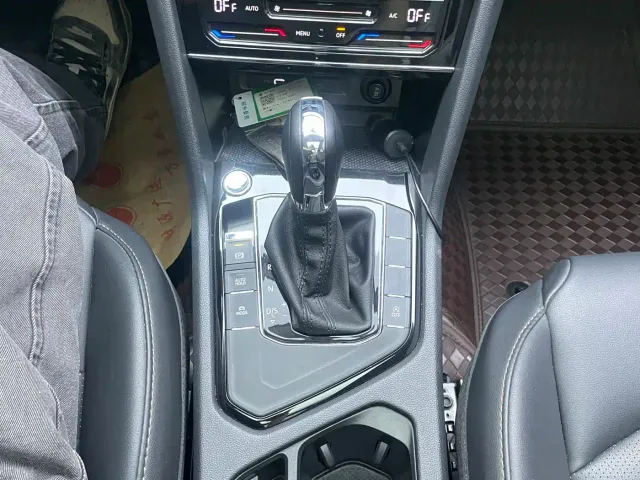Volkswagen Tharu — Фото автомобиля 11