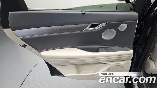 Genesis G80 RG3 — Фото автомобиля 14