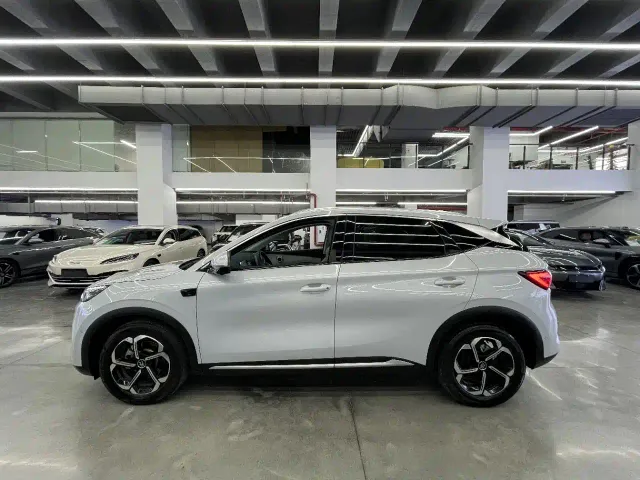 BYD Yuan PLUS — Фото автомобиля 3
