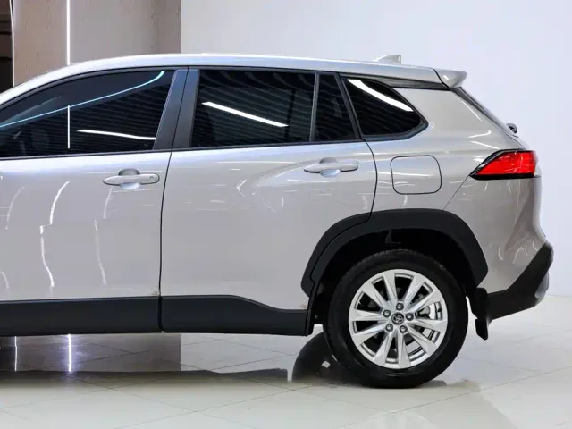 Toyota Corolla Cross — Фото автомобиля 4