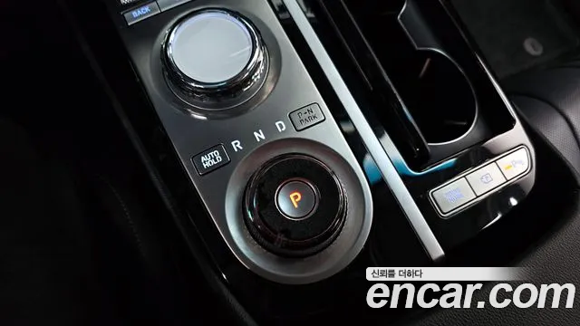 Genesis G80 Бензин 2.5 турбо AWD — Фото автомобиля 9
