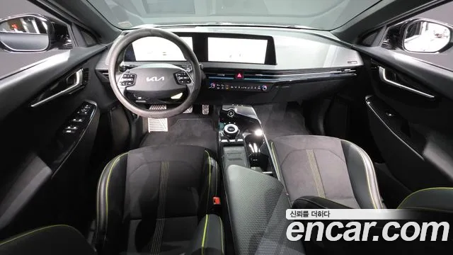 Kia EV6 — Фото автомобиля 6
