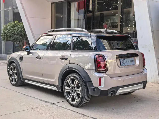 MINI Countryman — Фото автомобиля 3