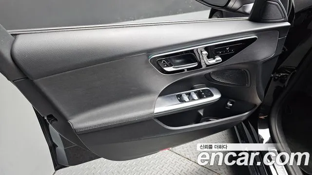 Mercedes-Benz C-Class W206 — Фото автомобиля 13
