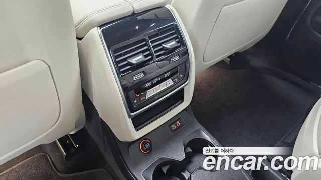BMW X7 — Фото автомобиля 29