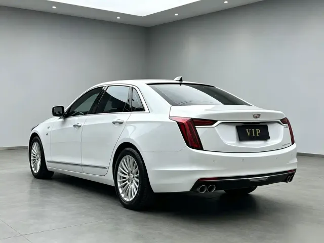 Cadillac CT6 — Фото автомобиля 7