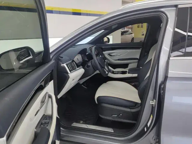 BYD Song PLUS — Фото автомобиля 9