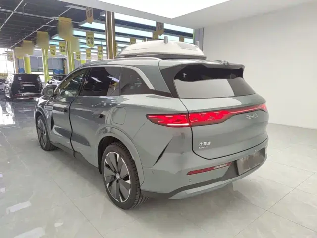 BYD Tang L — Фото автомобиля 4