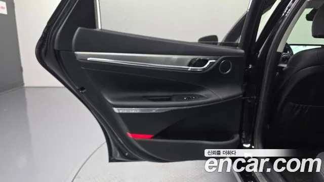 Hyundai Grandeur Новый Grandeur IG 3.0 LPi (Для проката) — Фото автомобиля 23