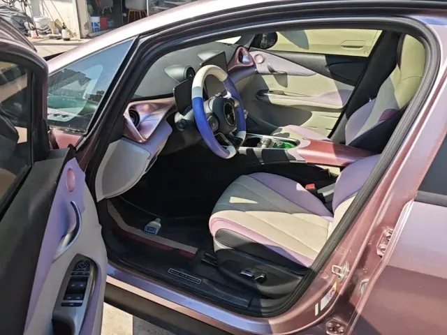 BYD Dolphin — Фото автомобиля 15