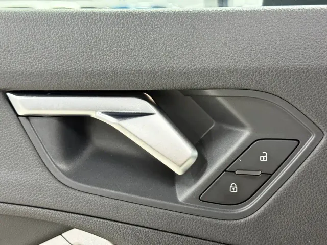 Audi Q3 — Фото автомобиля 15
