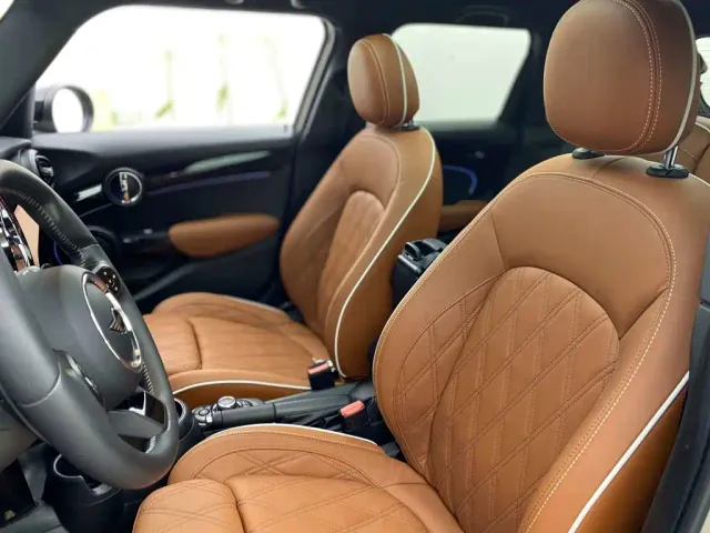 MINI MINI 2023 Facelift 2.0T COOPER S Artist 5-Door — Фото автомобиля 17