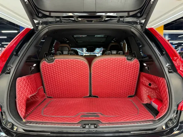Volvo XC90 — Фото автомобиля 13