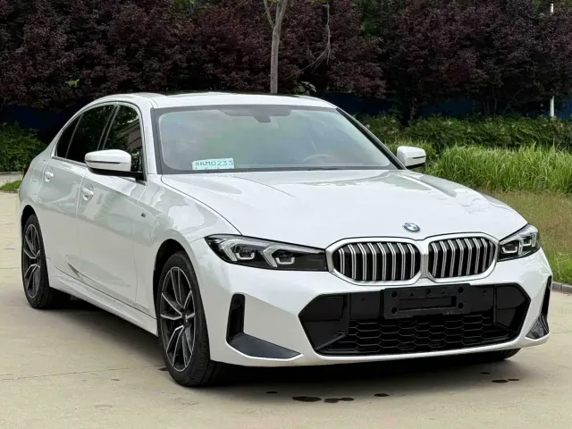 BMW 3 Series — Фото автомобиля 3