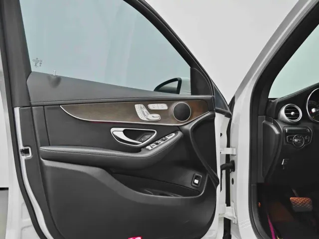 Mercedes-Benz GLC-Class — Фото автомобиля 16