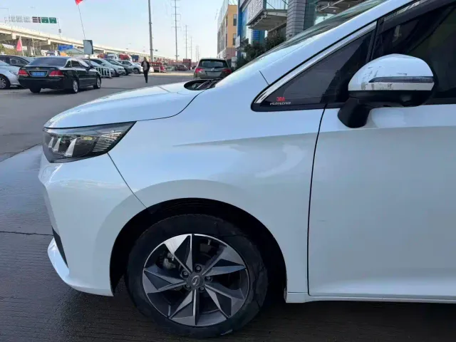 GAC Trumpchi M6 — Фото автомобиля 5