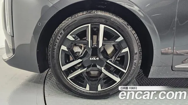 Kia K8 The New K8 2.5 Бензин 2WD — Фото автомобиля 4