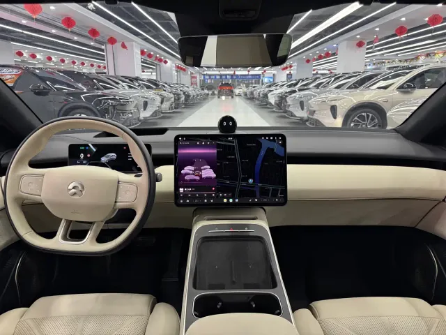 Nio ET5 Touring — Фото автомобиля 13