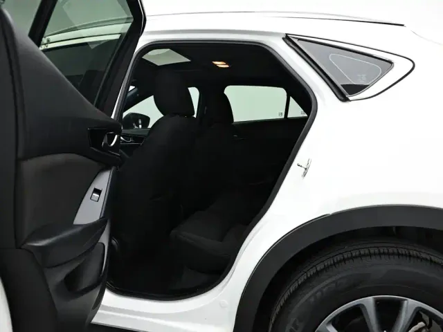 Mazda CX-4 — Фото автомобиля 14