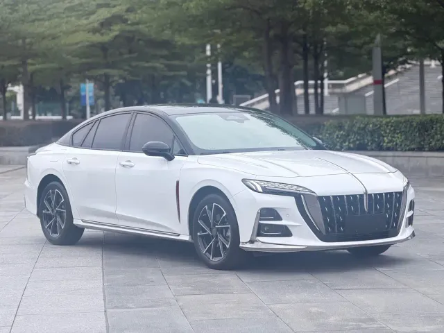 Hongqi H6 — Фото автомобиля 3