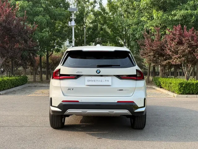 BMW X1 — Фото автомобиля 4