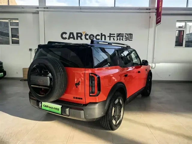 Ford Mustang NEV — Фото автомобиля 3