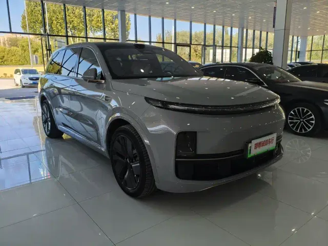 Li Auto L9 — Фото автомобиля 3
