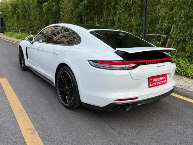 Porsche Panamera — Фото автомобиля 4