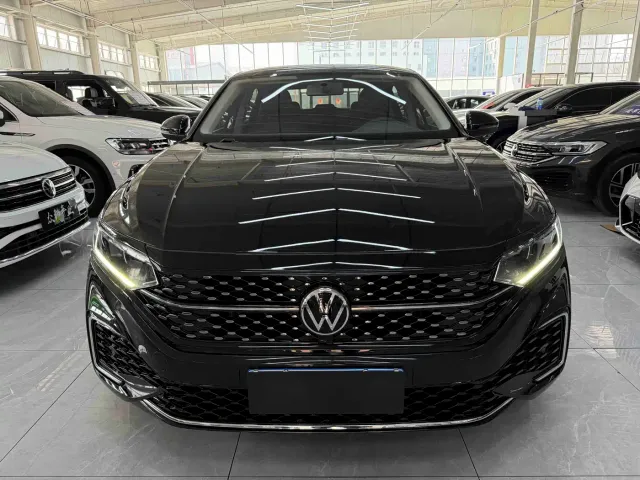 Volkswagen Passat 2022 280TSI Elite Edition — Фото автомобиля 2