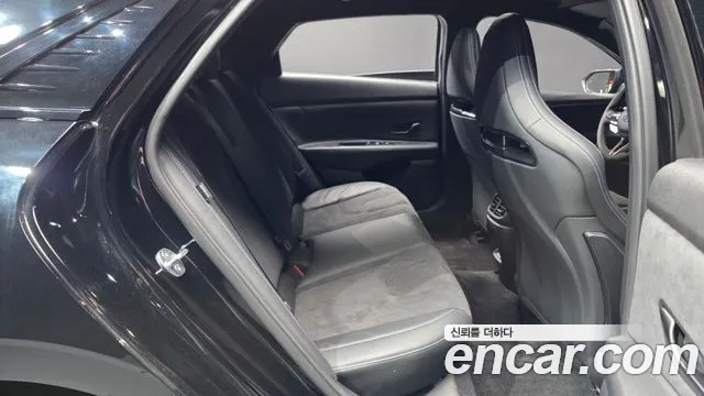 Hyundai AVANTE — Фото автомобиля 11