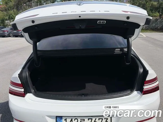 Genesis G80 RG3 — Фото автомобиля 18