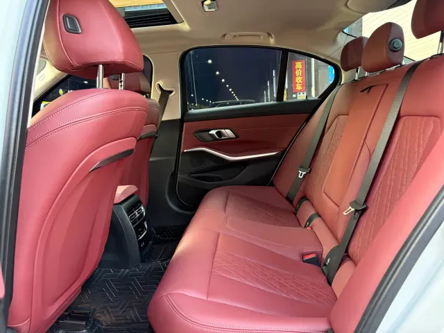 BMW 3 Series — Фото автомобиля 13