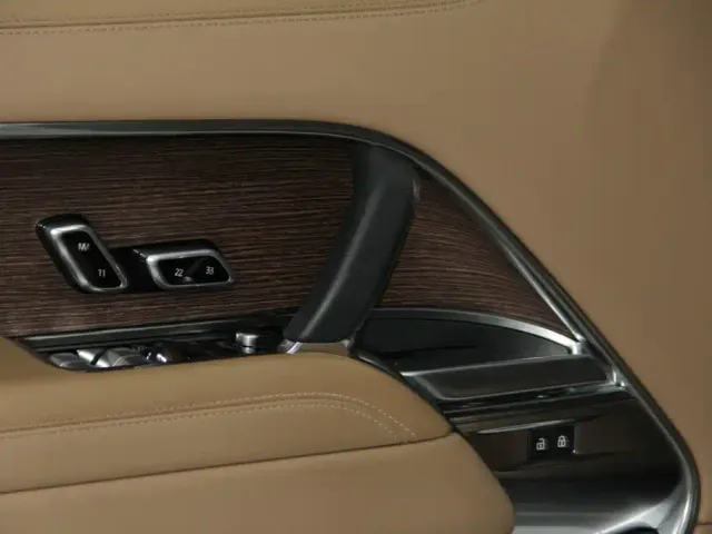 Land Rover Range Rover — Фото автомобиля 24