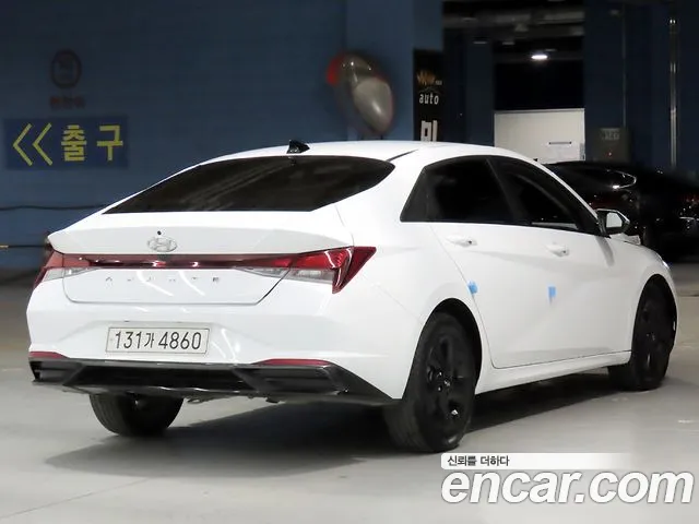 Hyundai Avante CN7 — Фото автомобиля 2