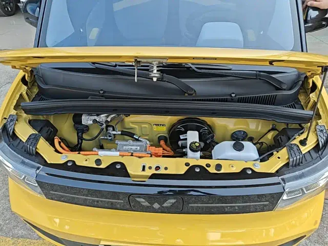 Wuling Hongguang Mini EV — Фото автомобиля 19