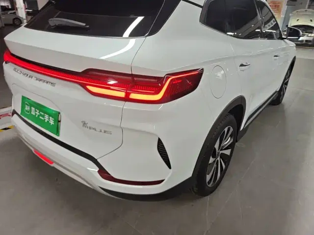 BYD Song PLUS — Фото автомобиля 7