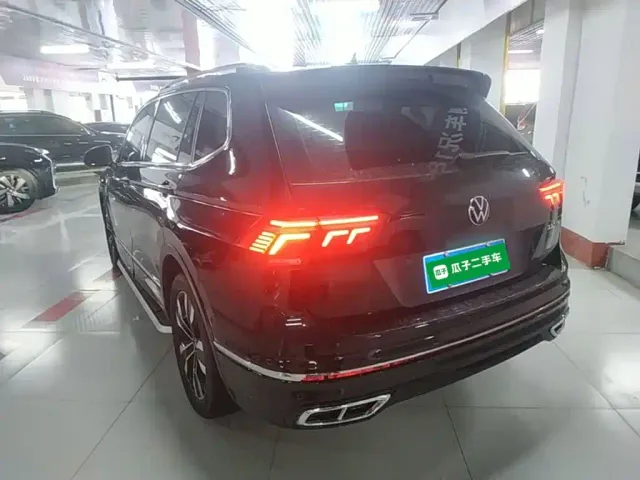 Volkswagen Tiguan L — Фото автомобиля 23