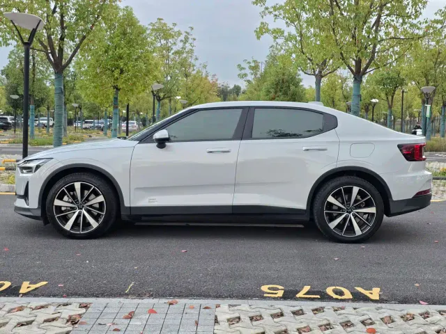 Polestar 2 — Фото автомобиля 7