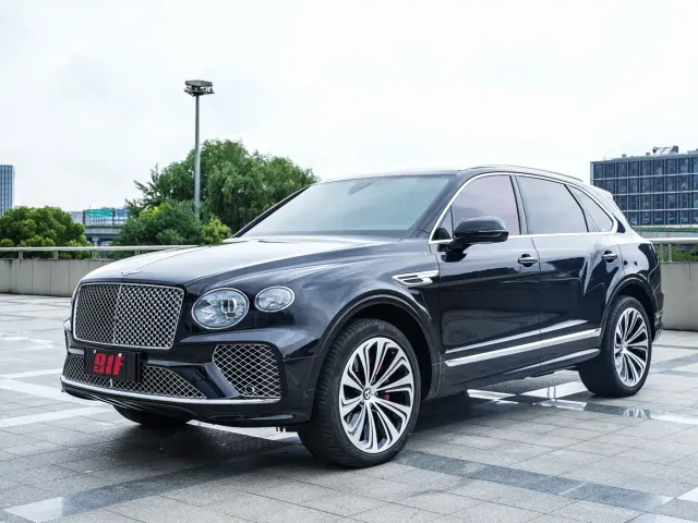 Фотография автомобиля — Bentley Bentayga
